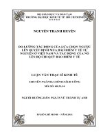 ĐO LƯỜNG TÁC ĐỘNG CỦA LỰA CHỌN NGƯỢC LÊN QUYẾT ĐỊNH MUA BẢO HIỂM Y TẾ TỰ NGUYỆN Ở VIỆT NAM VÀ TÁC ĐỘNG CỦA NÓ LÊN BỘ CHI QUỸ BẢO HIỂM Y TẾ.PDF