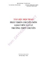 Phát triển chuyên môn giáo viên vật lý trường THPT chuyên
