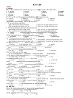 Bài tập ôn thi HKI tiếng anh lớp 12 (có giải thích) 