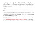 Sự đối lập về chính trị và kinh tế giữa hai khối nước: Tây Âu tư bản chủ nghĩa và Đông Âu xã hội chủ nghĩa thể hiện như thế nào?