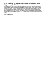 Trong văn bản Côn Sơn ca của Nguyễn Trãi tác giả từng ca ngợi thú lâm tuyền. Niềm vui đó của Nguyễn Trãi có gì giống và khác với Hồ Chí Minh trong bài Tức cảnh Pác Bó