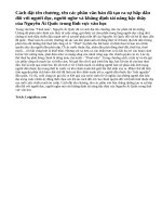 Viết đoạn văn nêu nhận xét về cách đặt tên chương, tên các phần trong văn bản Thuế máu