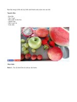 Tỉa và xếp đĩa hoa quả đãi khách ngày Tết