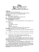 Bài 1: Xem tranh thiếu nữ bên hoa huệ