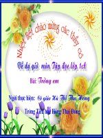 Tập đọc Trường em