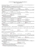 Gợi ý giải đề thi TN THPT môn Vật lí