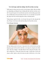 Vị trí nổi mụn cảnh báo những vấn đề sức khỏe của bạn