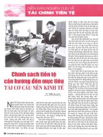 Chính sách tiền tệ cần hướng đến mục tiêu tái cơ cấu nền kinh tế 