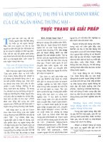 Hoạt động dịch vụ thu phí và kinh doanh khác của các ngân hàng thương mại   thực trạng và giải pháp 