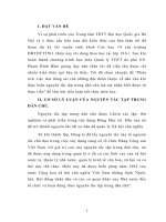 Phân tích việc làm đúng sai của những đặc điểm thuộc về dân chủ khi thực hiện nguyên tắc tập trung dân chủ mà em nhận biết được từ thực tiễn