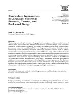 Curriculum Approaches  in Language Teaching