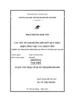 các yếu tố ảnh hưởng đến kết quả thực hiện công việc của nhân viên 