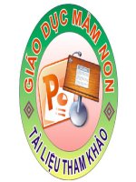 Sinh viên sư phạm mầm non làm đồ chơi cho bé 