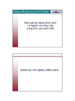 Đánh giá tác động chính sách và nghiên cứu thực địa trong lĩnh vực phát triển 