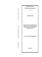 Phân tích và đề xuất các giải pháp để nâng cao sự hài lòng của khách hàng đối với dịch vụ thẻ ghi nợ nội địa của Ngân hàng Nông nghiệp và Phát triển Nông thôn.