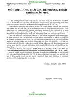 Hệ phương trình không mẫu mực