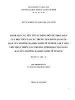 Đánh giá các yếu tố tác động đến sự thỏa mãn của học viên tại các trung tâm đào tạo ngắn hạn của trường đại học kinh tế TP  HCM  gợi ý cho việc phát triển các chương trình đào tạo ngắn hạn c 