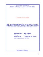 Một số kinh nghiệm rèn kỹ năng sống cho học sinh lớp 4 trường tiểu học cẩm tú đạt kết quả cao thông qua hoạt động trải nghiệm giáo dục ngoài giờ lên lớp 