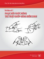 7.-Trật-khớp-háng-trẻ-em