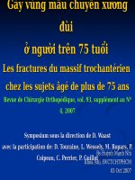 Gãy vùng mấu chuyển xương đùi ở người trên 75 tuổi