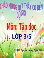 Tuần 7. Trận bóng dưới lòng đường