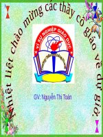 Bài 7. Cắt, dán chữ H, U