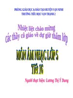 Tiết 32. Học bài hát do địa phương tự chọn