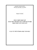Phát triển đội ngũ giáo viên trường dạy nghề quân đội theo tiếp cận năng lực