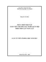 Phát triển đội ngũ giáo viên trường dạy nghề quân đội theo tiếp cận năng lực (LA tiến sĩ)