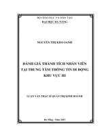 Đánh giá thành tích nhân viên tại trung tâm thông tin di động khu vực III.