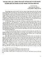 DSpace at VNU: Tin học hóa lực lượng sản xuất với quá độ từ chủ lên chủ nghĩa xã hội trong thời đại hiện nay