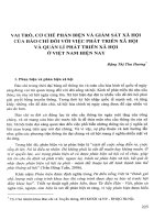 DSpace at VNU: Vai trò, cơ chế phản biện và giám sát xã hội của báo chí đối với việc phát triển xã hội và quản lý phát triển xã hội ở Việt Nam hiện nay