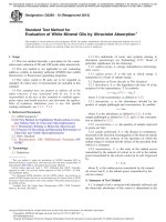 Standard Test Method for Evaluation of White Mineral Oils by Ultraviolet Absorption