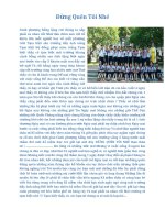 Cánh phượng hồng lặng rơi chúng ta sắp phải xa nhau rồi Như đàn chim non rời tổ khôn lớn mỗi người bay về mỗi phương trời Tạm biệt sân trường đầy ánh nắng Tạm biệt bộ đồng phục màu trắng Tạm biệt thầy cô tạm biệt mái trường k