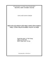 SKKN một số giải pháp giúp học sinh lớp 10 khắc phục tình trạng nghiện mạng xã hội 