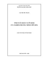 Tính tuần hoàn và ổn định của nghiệm phương trình tiến hóa (Luận văn thạc sĩ)