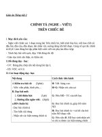 Giáo án Tiếng Việt 2 tuần 4 bài: Chính tả  Nghe  viết: Trên chiếc bè. Phân biệt IÊYÊ, RDGI, ÂNÂNG