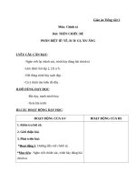 Giáo án Tiếng Việt 2 tuần 4 bài: Chính tả  Nghe  viết: Trên chiếc bè. Phân biệt IÊYÊ, RDGI, ÂNÂNG