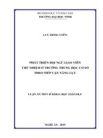 Phát triển đội ngũ giáo viên chủ nhiệm ở trường trung học cơ sở theo tiếp cận năng lực  