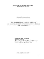 Một số kinh nghiệm dạy giải toán có lời văn cho học sinh lớp 1, áp dụng phương pháp và kĩ thuật dạy học tích cực 