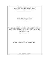Về tính chẵn lẻ của số nhân tử bất khả quy modulo p của đa thức hệ số nguyên (Luận văn thạc sĩ)