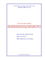 SKKN giáo dục kỹ năng sống cho học sinh lớp 12a3 thông qua công tác chủ nhiệm tại trường THPT lê la 