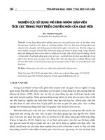 Nghiên cứu sử dụng mô hình nhóm giáo viên tích cực trong phát triển chuyên môn của giáo viên