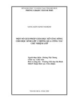 Một số giải pháp giáo dục kĩ năng sống cho học sinh lớp 1 thông qua công tác chủ nhiệm lớp 
