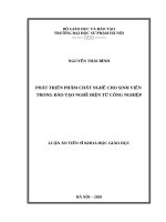 Phát triển phẩm chất nghề cho sinh viên trong đào tạo nghề điện tử công nghiệp