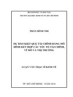 Dự báo kiệt quệ tài chính bằng mô hình kết hợp các yếu tố tài chính, vĩ mô và thị trường