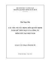 Các yếu tố tác động đến quyết định nắm giữ tiền mặt của công ty của công ty niêm yết tại việt nam 