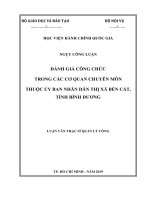 Đánh giá công chức trong các cơ quan chuyên môn thuộc UBND thị xã bến cát, tỉnh bình dương 