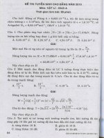 Đề thi tuyển sinh ĐH-CĐ môn Vật lý & hướng dẫn giải chi tiết: Phần 2