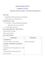 Tải Giáo án Tiếng Việt 3 tuần 19: Luyện từ và câu: Nhân hóa. Ôn tập: Cách đặt và trả lời câu hỏi Khi nào? - Giáo án Luyện từ và câu lớp 3